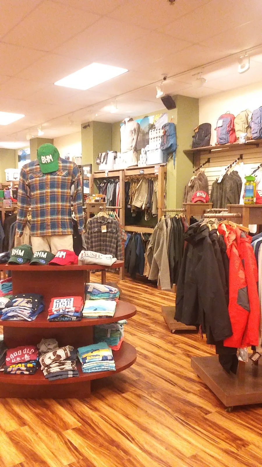 Mountain High Outfitters | Shops of Grand River, 6200 Grand River Blvd E, Leeds, AL 35094, USA | Phone: (205) 699-8264