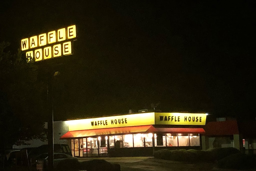 Waffle House | 2210 Rockford St, Mt Airy, NC 27030, USA | Phone: (336) 719-7913