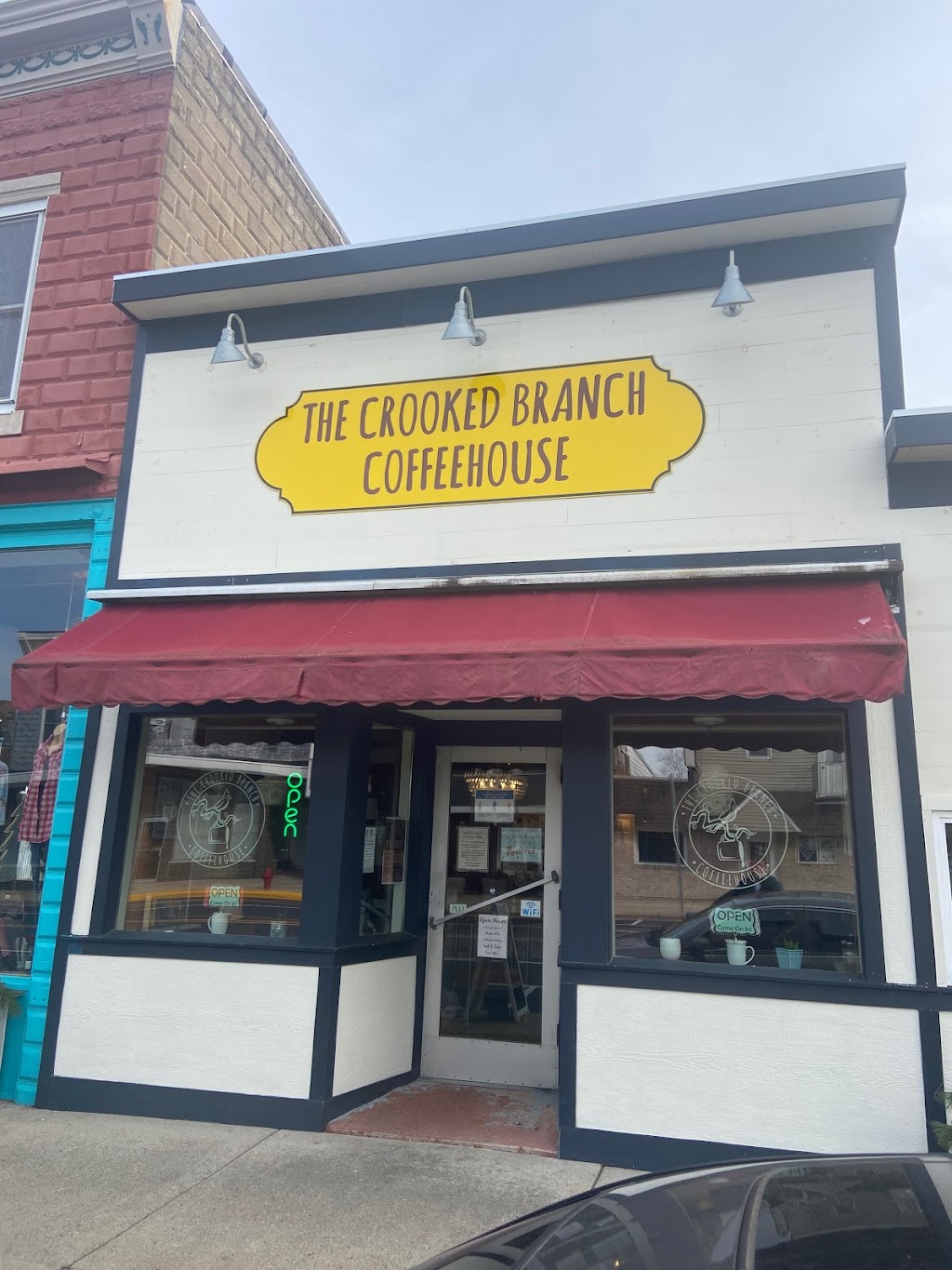 Crooked Branch Coffeehouse | 134 N Main St, Pardeeville, WI 53954, USA | Phone: (608) 429-8282