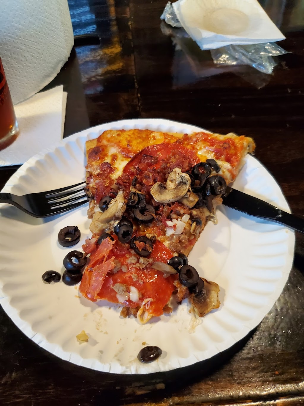 Sanders Ferry Pizza & Pub | 125 Sanders Ferry Rd, Hendersonville, TN 37075, USA | Phone: (615) 757-3323