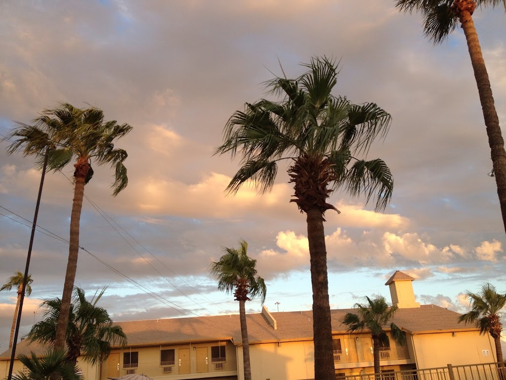 Travel Inn | 4021 N 27th Ave, Phoenix, AZ 85017, USA | Phone: (602) 248-8880