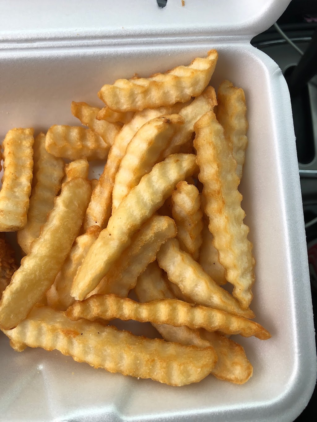 Guthries Chicken | 1965 Highland Pike, Fort Wright, KY 41017, USA | Phone: (859) 415-2012