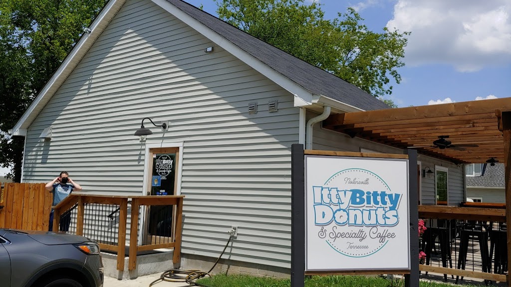 Itty Bitty Donuts & Specialty Coffee | 7311-B, Nolensville Rd, Nolensville, TN 37135, USA | Phone: (615) 776-4222