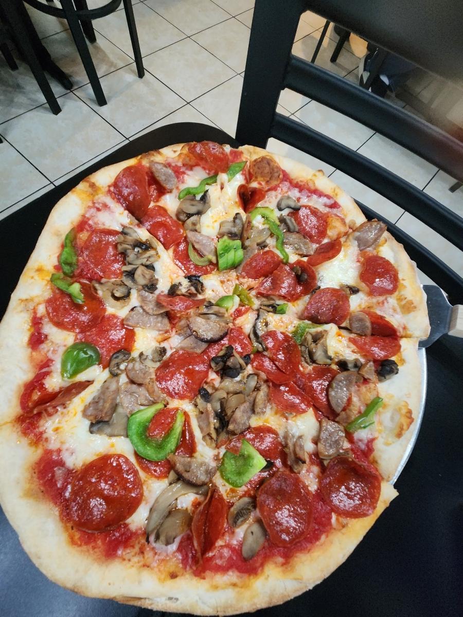 Anthonys Pizza and Pasta | 12989 US-70 BUS, Clayton, NC 27520, USA | Phone: (919) 550-3204