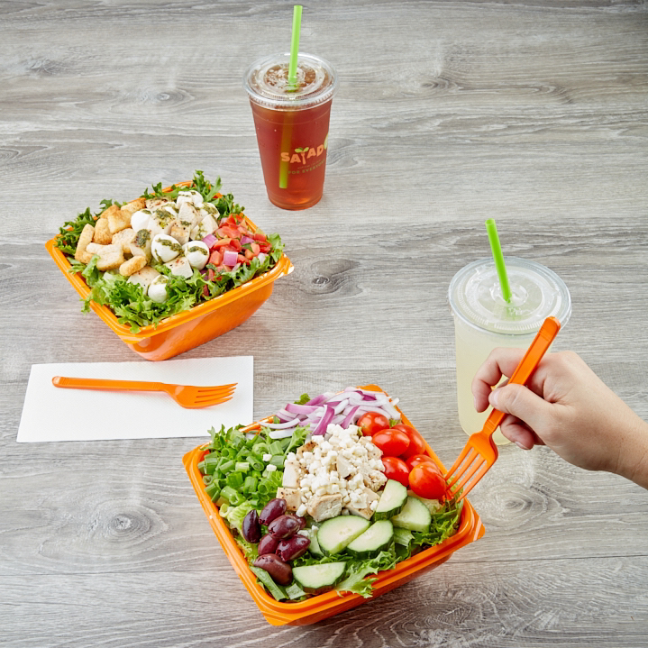 Salad and Go | 3095 E Queen Creek Rd, Chandler, AZ 85286, USA | Phone: (480) 400-0634