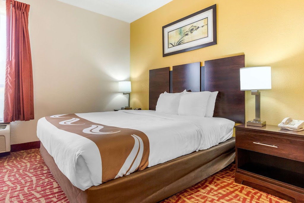 Quality Inn & Suites | 101 Plaza Pkwy, Lexington, NC 27292, USA | Phone: (336) 517-0438