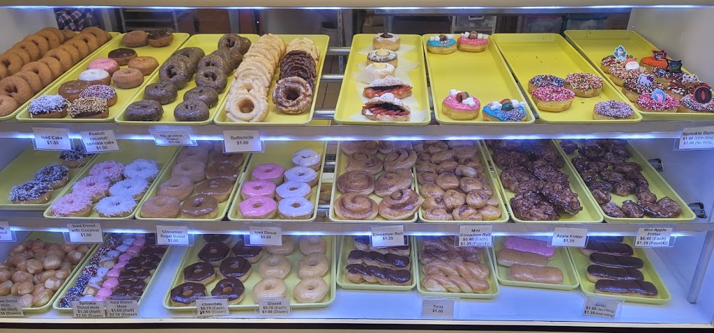 OMG Donuts | 2501 W Division St, Arlington, TX 76012, USA | Phone: (817) 274-2556