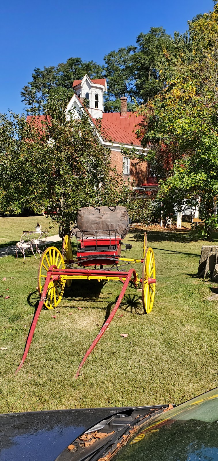 Zimmerman Bury Octagon House | 10095 Wadsworth Rd, Marshallville, OH 44645, USA | Phone: (330) 855-4251