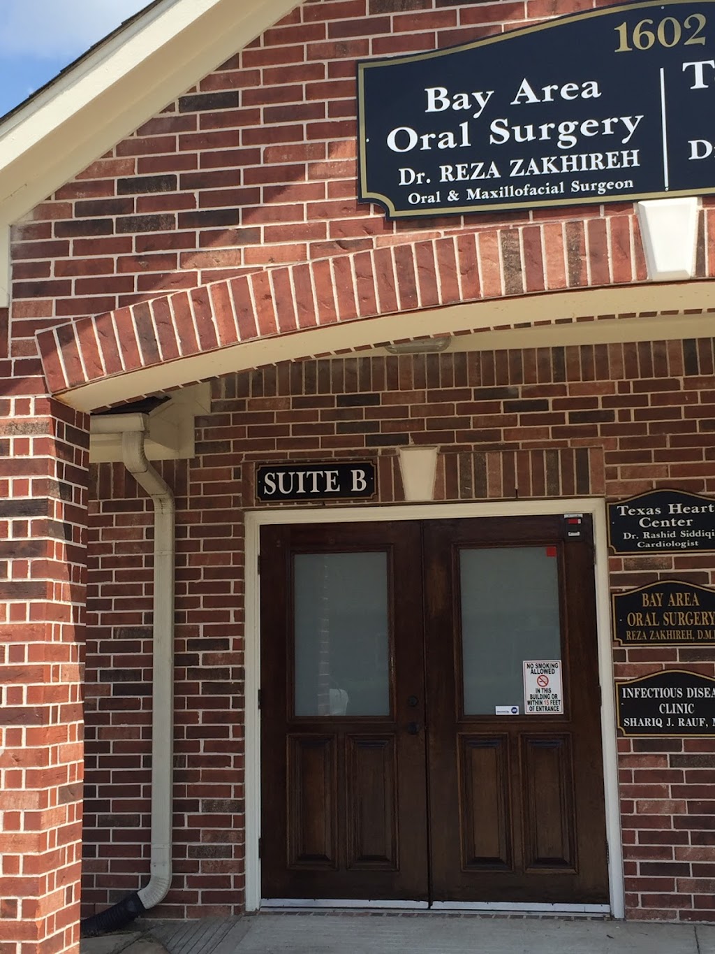 Bay Area Oral Surgery | 1602 W Baker Rd Ste B, Baytown, TX 77521, USA | Phone: (281) 838-8433
