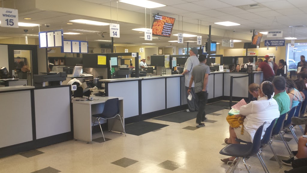 Shafter DMV | 548 Walker St, Shafter, CA 93263, USA | Phone: (800) 777-0133