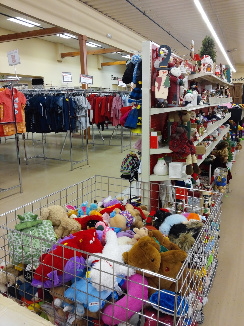 The Salvation Army Family Store & Donation Center | 1200 S Lapeer Rd, Oxford, MI 48371, USA | Phone: (248) 236-4146