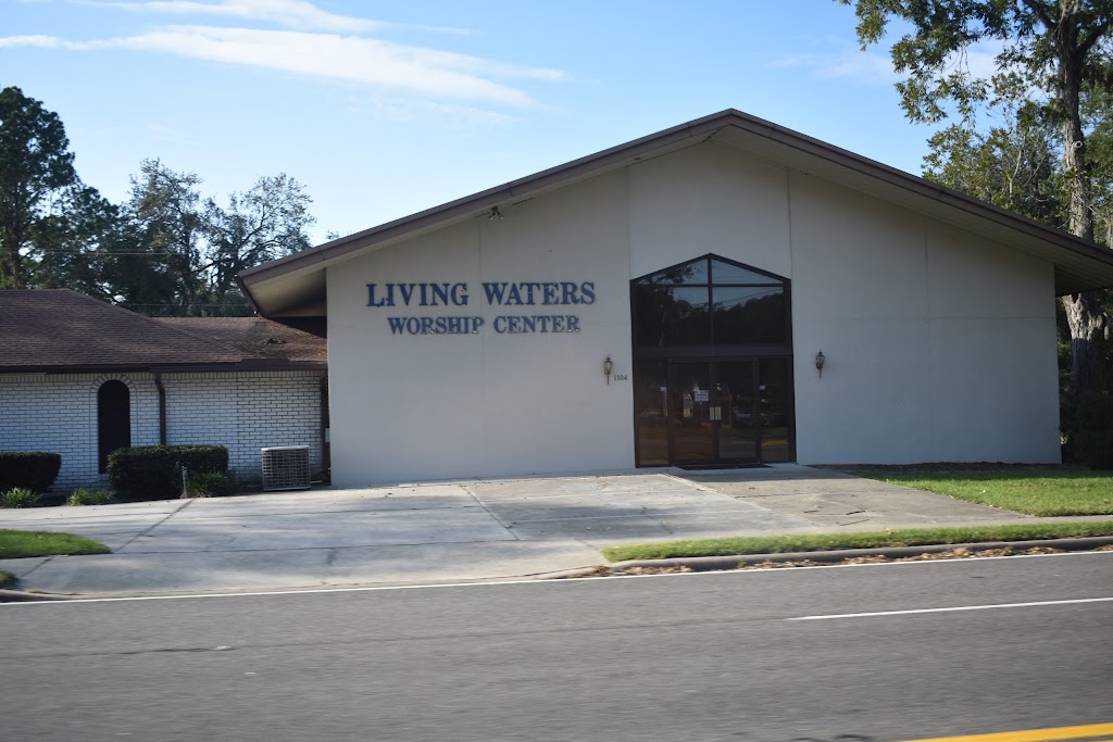 Living Waters Worship Center | 1104 Idlewild Ave, Green Cove Springs, FL 32043, USA | Phone: (904) 284-0198