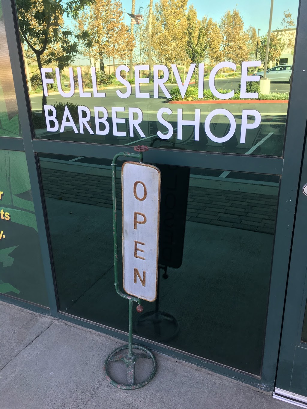 The Industry Barber Company | 4615 Brookhollow Cir unit c, Riverside, CA 92509, USA | Phone: (951) 934-3090