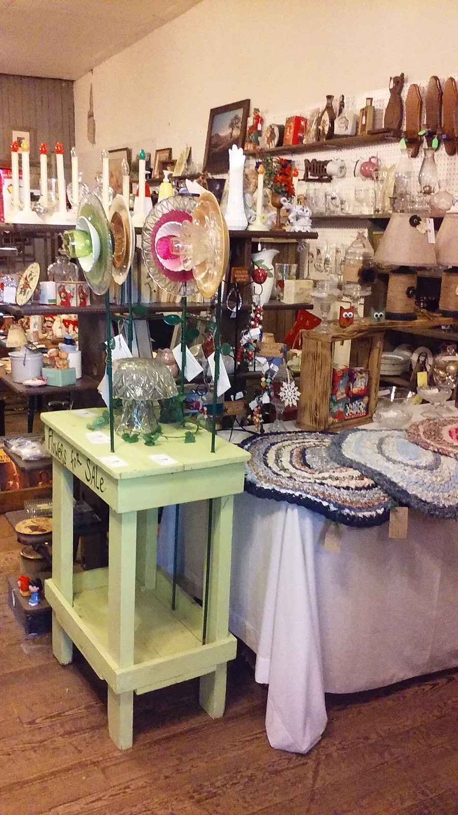 Blissfield Antiques Mall | 103 W Adrian St, Blissfield, MI 49228, USA | Phone: (517) 486-2236