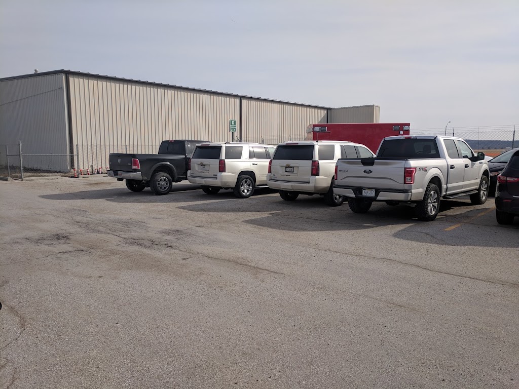 South Long-Term Economy Parking | South Economy, 4501 Abbott Dr, Omaha, NE 68110, USA | Phone: (402) 346-2466