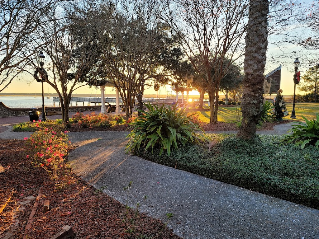 Knuckleheads Kayak Adventures | 201 St Marys St W, St Marys, GA 31558, USA | Phone: (912) 882-3512