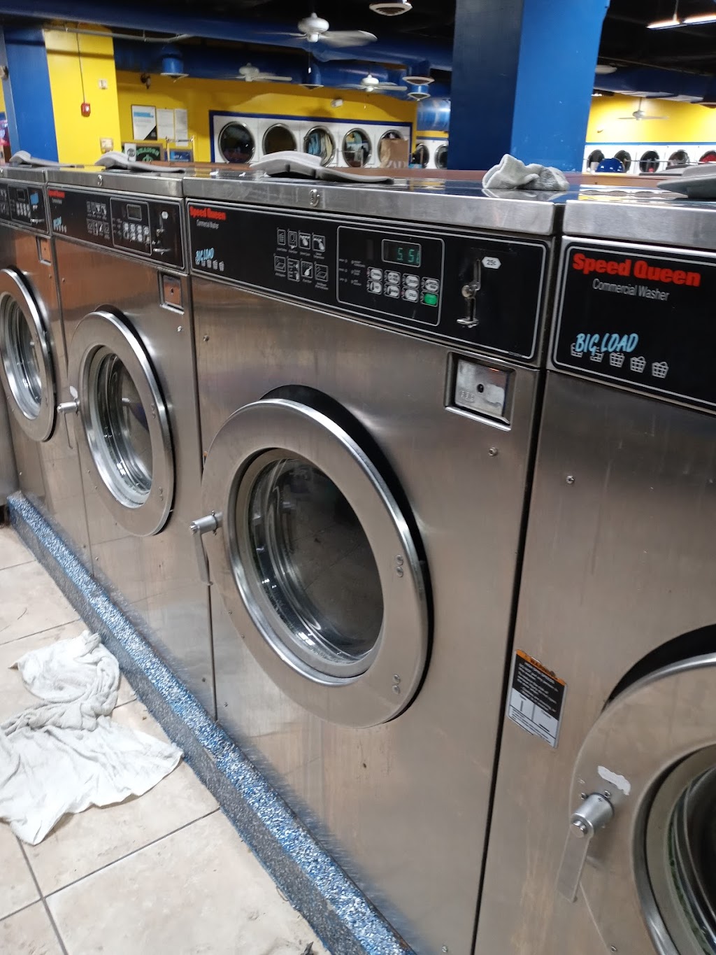 Wash Time Coin Laundry | 11397 W Flagler St, Miami, FL 33174, USA | Phone: (305) 223-7123