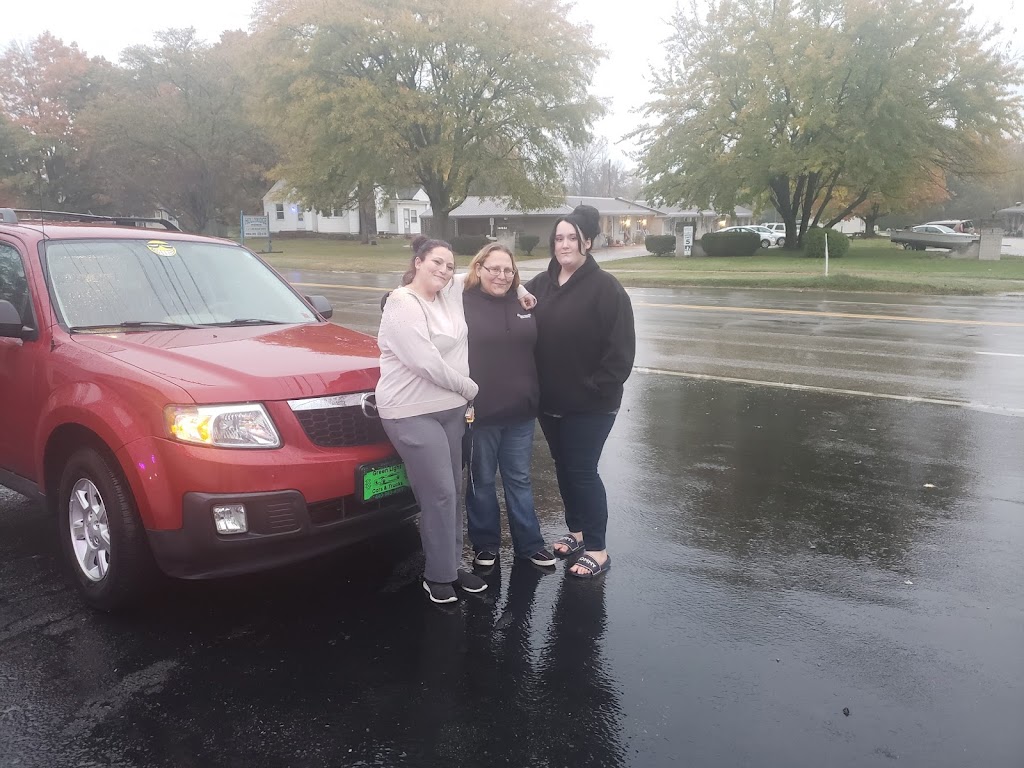 Green Light Cars & Trucks | 7344 N Ridge Rd, Madison, OH 44057, USA | Phone: (440) 983-4399