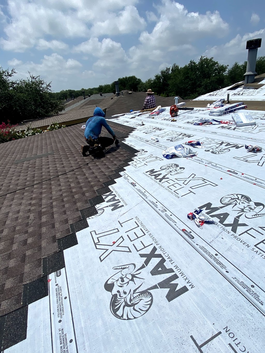 MKR Roofing And Restoration LLC | 10704 FM 455, Celina, TX 75009, USA | Phone: (817) 690-6570