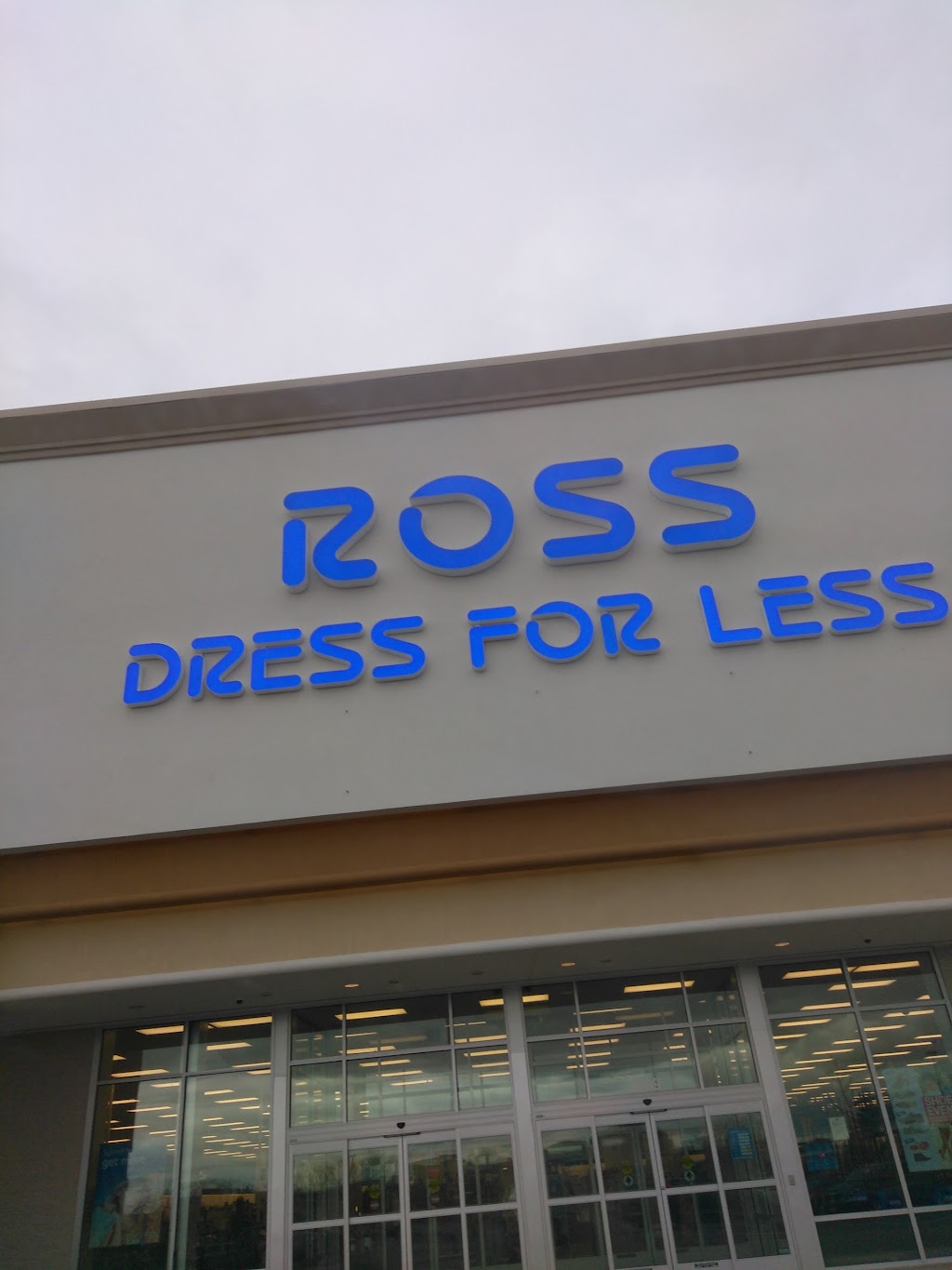 Ross Dress for Less | 2709 S Green Bay Rd, Racine, WI 53406 | Phone: (262) 554-0134