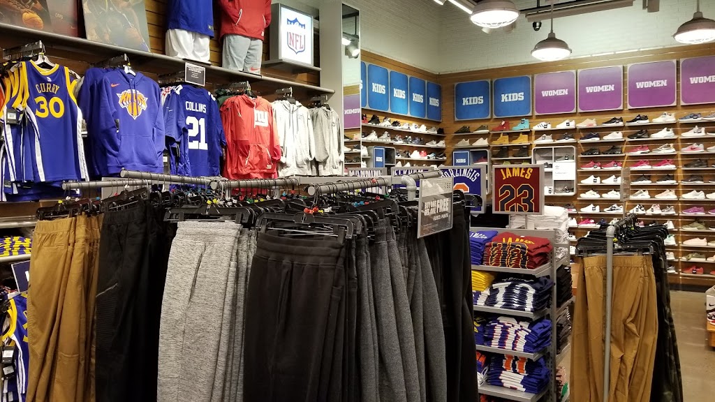 Champs Sports | 400 Commons Way, Bridgewater, NJ 08807, USA | Phone: (908) 704-3462