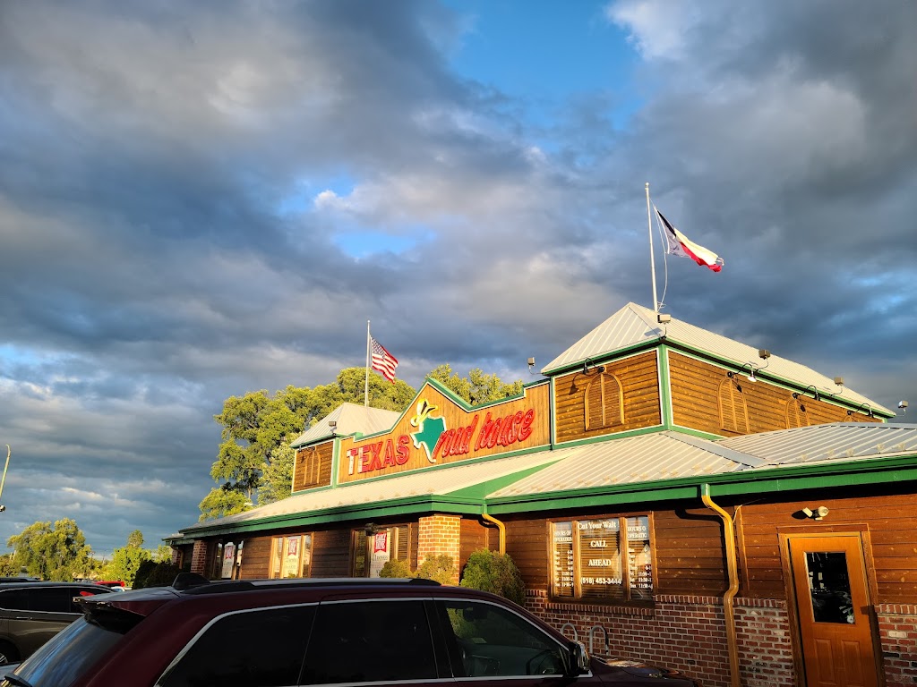 Texas Roadhouse | 105 Wolf Rd Suite B, Albany, NY 12205, USA | Phone: (518) 453-3444