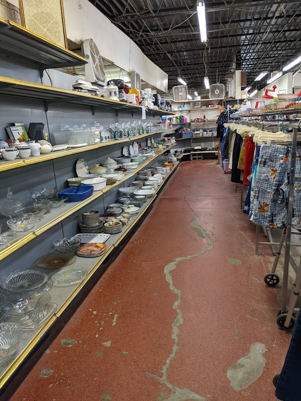 Community Thrift Center | 3255 Babcock Blvd, Pittsburgh, PA 15237, USA | Phone: (412) 366-4010