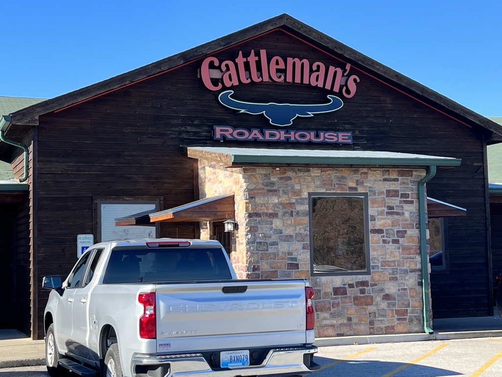 Cattlemans Road House | 304 Silver Lake Dr, Mt Sterling, KY 40353, USA | Phone: (859) 520-3021