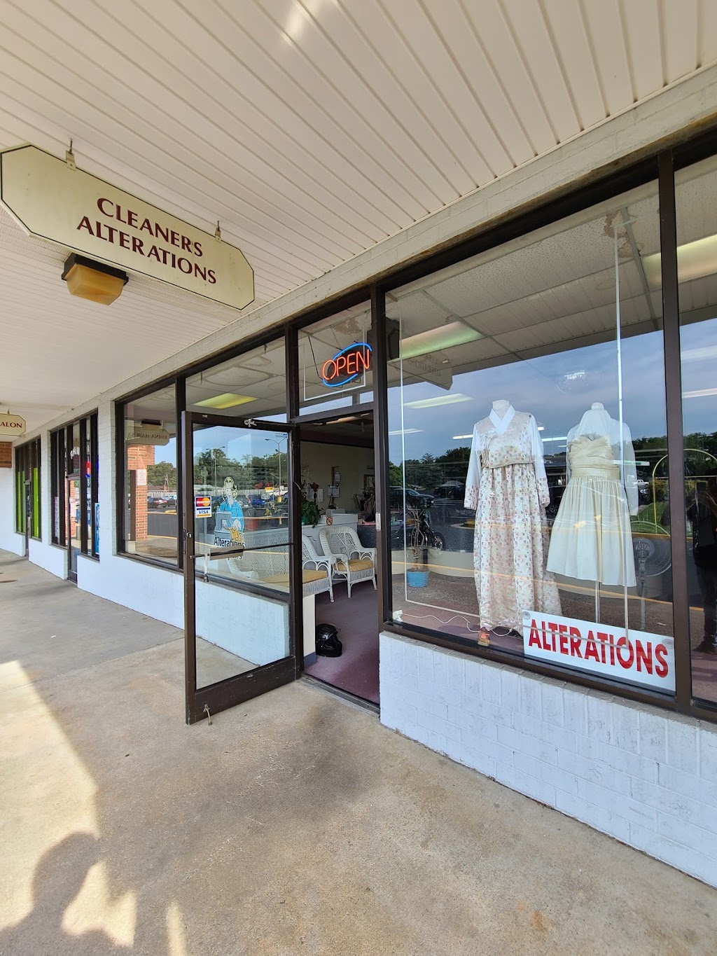 Kims Cleaners & Alterations | 4221 Beulah Rd, North Chesterfield, VA 23237, USA | Phone: (804) 271-2344