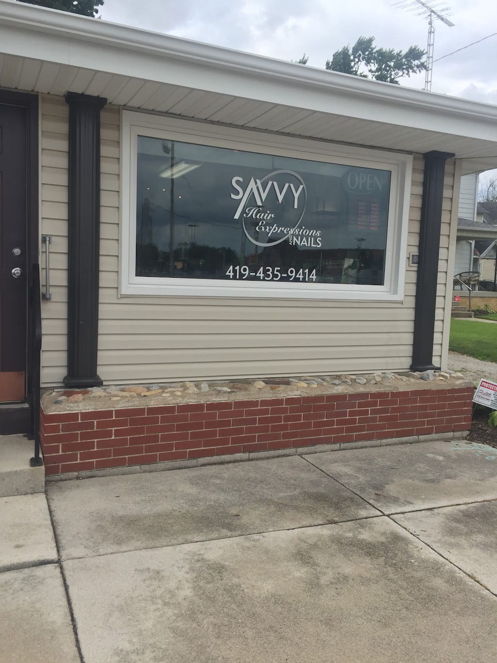 SAVVY Hair Expressions and NAILS | 319 Perry St, Fostoria, OH 44830, USA | Phone: (419) 435-9414