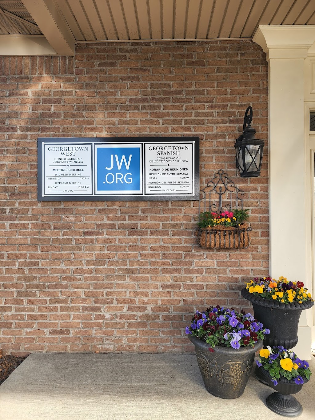 Kingdom Hall of Jehovah’s Witnesses | 1001 E Main St Ext, Georgetown, KY 40324, USA | Phone: (502) 542-5718
