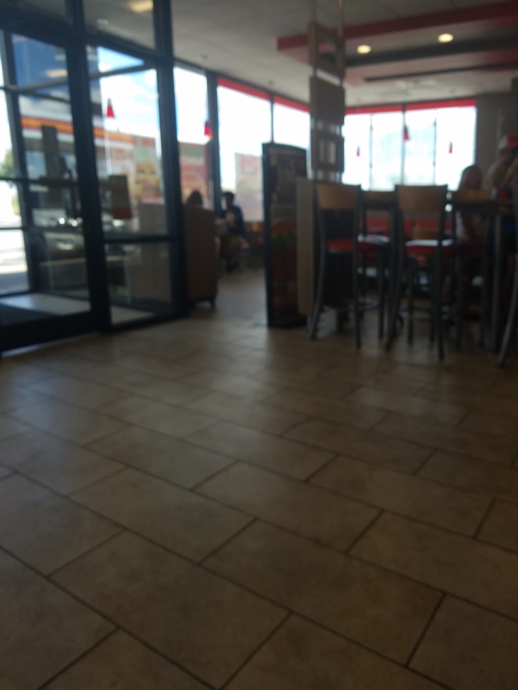 Burger King | 905 Hen House Rd, Okawville, IL 62271, USA | Phone: (618) 243-2013