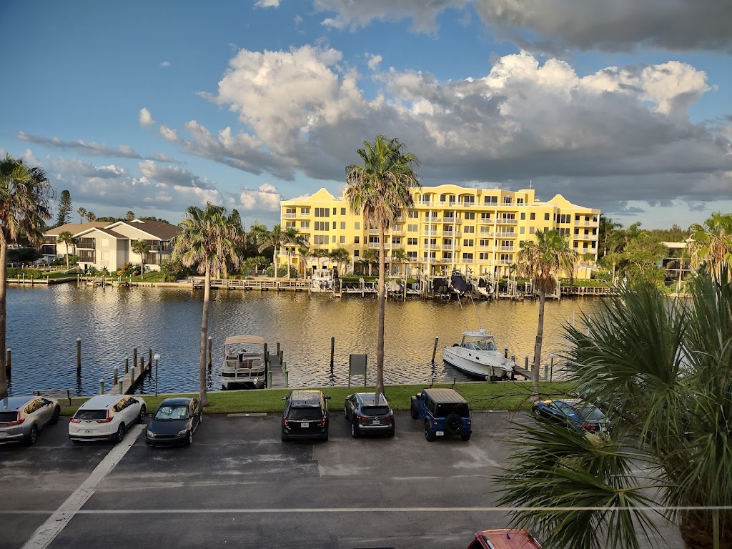 Fishermans Cove | 9000 Blind Pass Rd, Sarasota, FL 34242, USA | Phone: (941) 349-1400