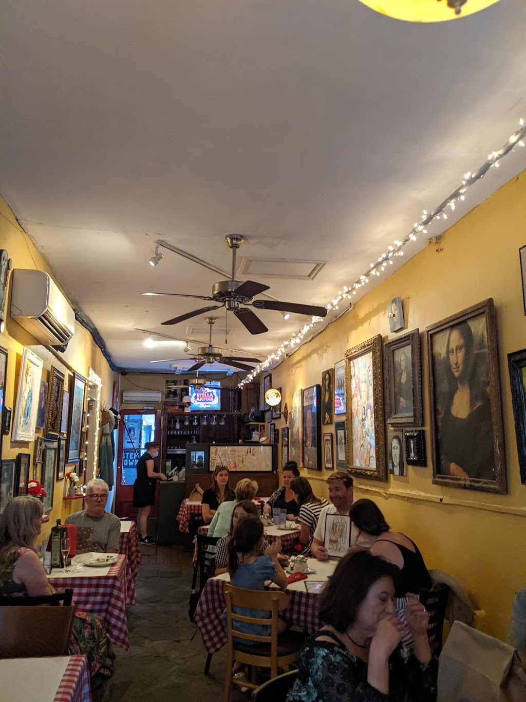 Mona Lisa | 1212 Royal St, New Orleans, LA 70116, USA | Phone: (504) 522-6746