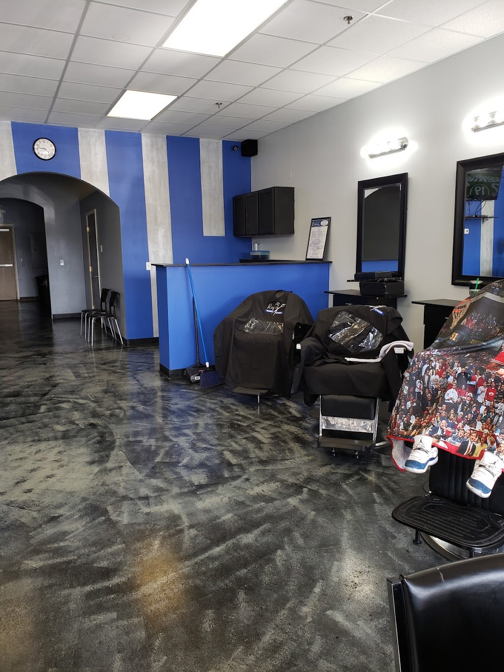 Rays Barber Studio | 394 Hwy, GA-155 S, McDonough, GA 30253, USA | Phone: (678) 782-5311