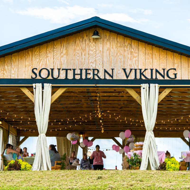 Southern Viking Bed and Breakfast | 714 Cedar Ridge Rd, Stanford, KY 40484, USA | Phone: (606) 282-0127