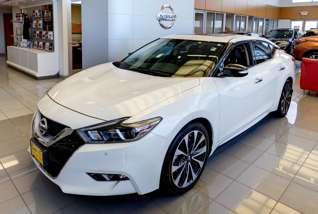 St. Charles Nissan | 5625 Veterans Memorial Pkwy, St Peters, MO 63376, USA | Phone: (636) 441-4481