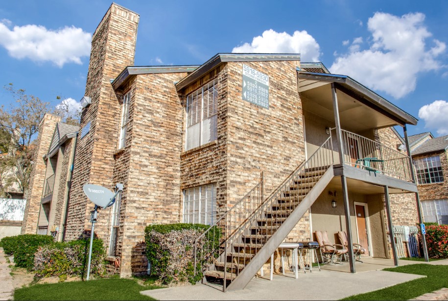 The Crosby | 6001 Oakland Hills Dr, Fort Worth, TX 76112, USA | Phone: (817) 507-3601