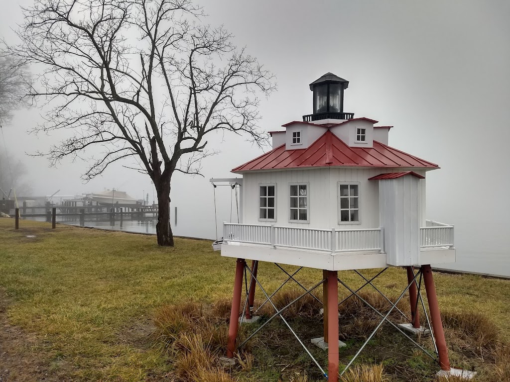 Thomas Point Shoal Lighthouse | Thomas Point shoal, Annapolis, MD 21403, USA | Phone: (415) 362-7255