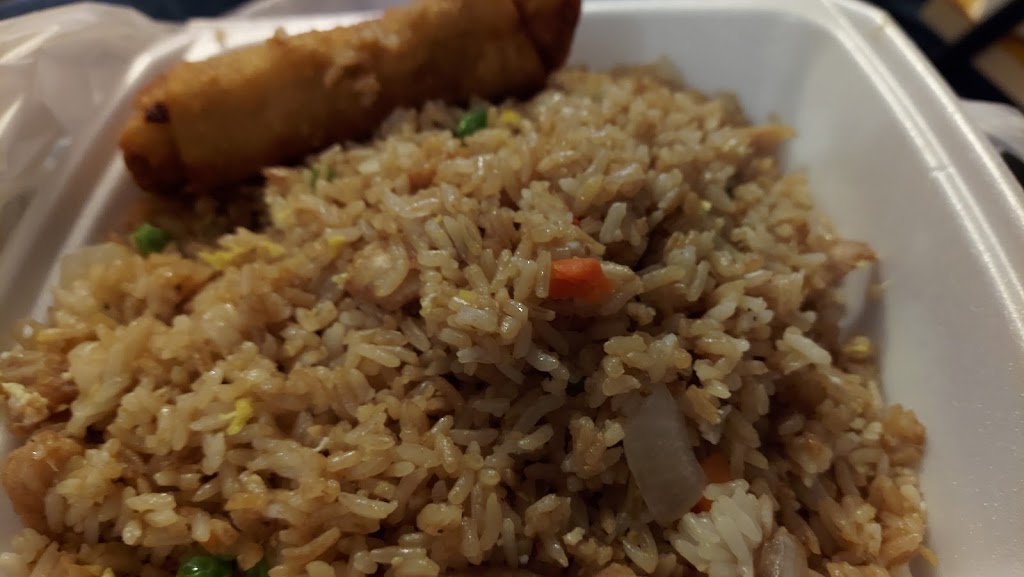 Lucis Chicken N Rice | 2203 S Bowen Rd, Pantego, TX 76013, USA | Phone: (817) 460-1688