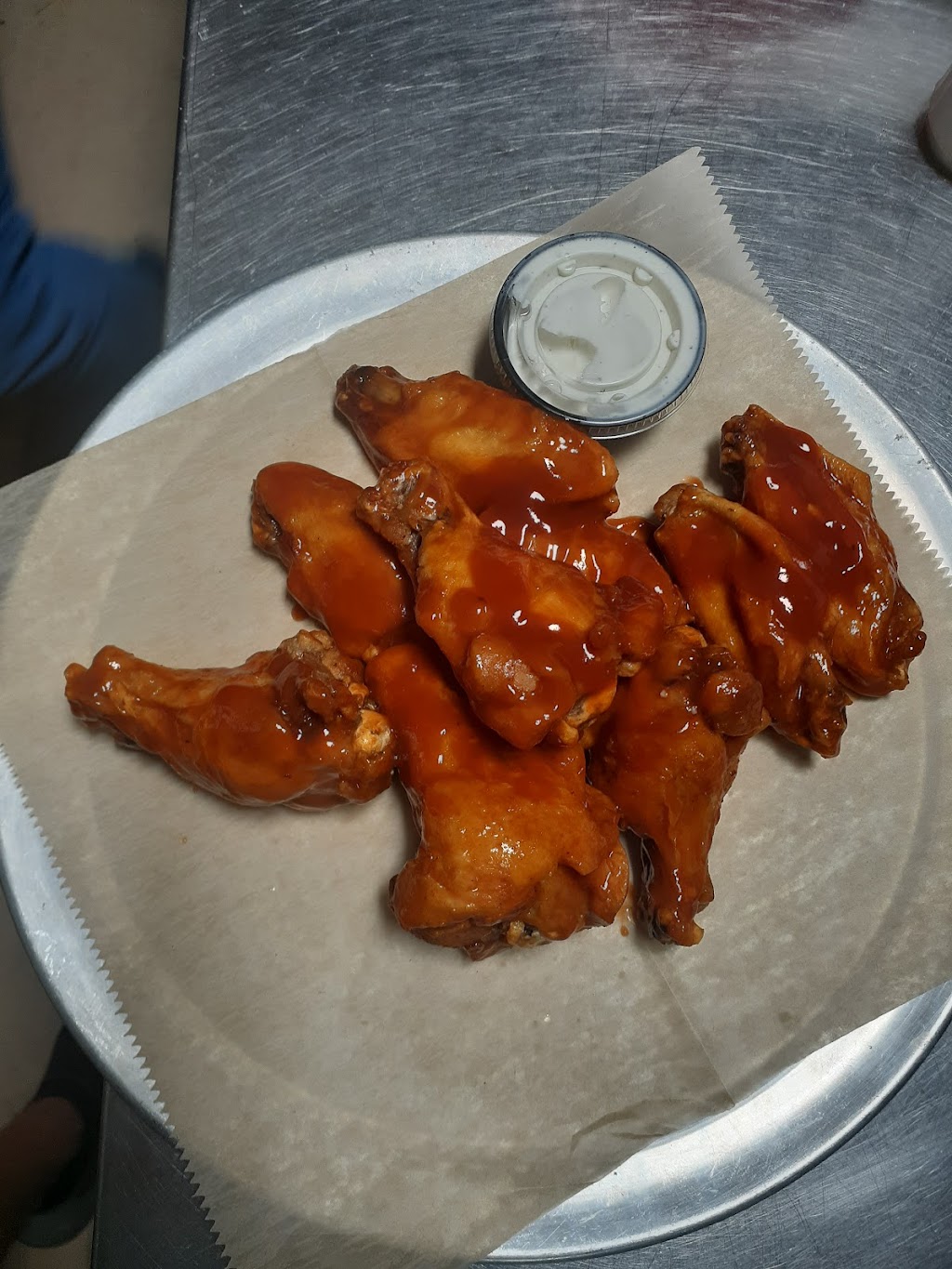 Willys Bar & Grill | 130 N Broadway St, Fellsmere, FL 32948, USA | Phone: (772) 228-8648