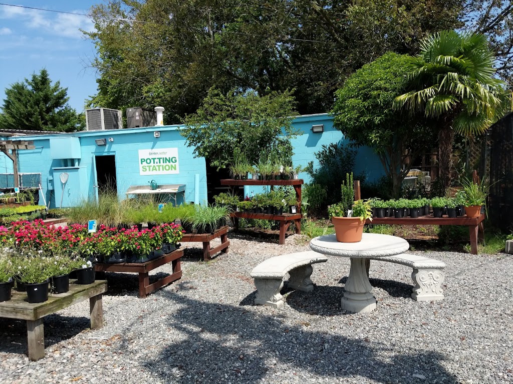 Eggleston Garden Center & Farmers Market | 110 La Valette Ave suite d, Norfolk, VA 23504, USA | Phone: (757) 625-2044