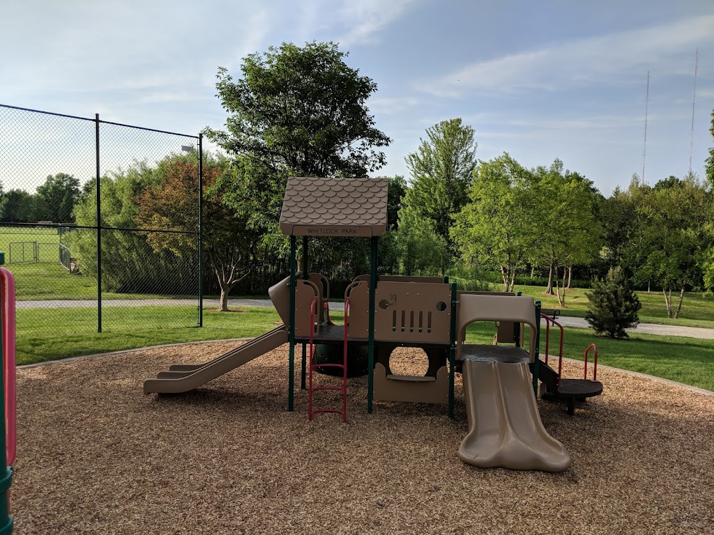 Whitlock Park | 4000 Fairview Ave, Downers Grove, IL 60515, USA | Phone: (630) 963-1304