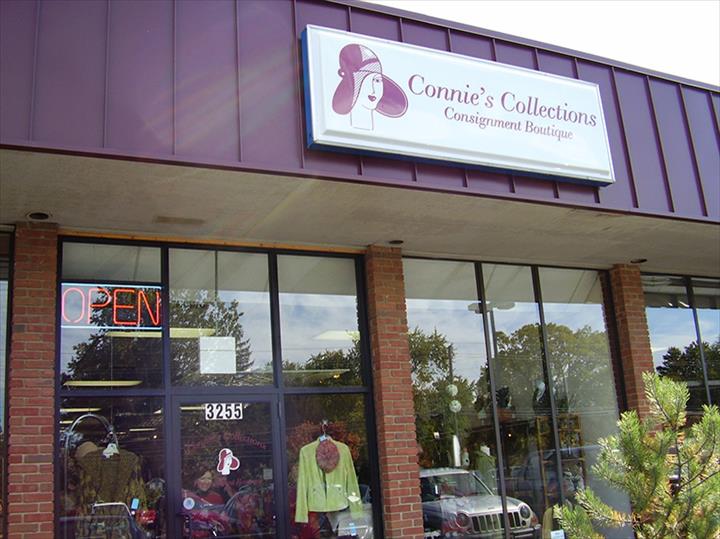 Connie’s Collections Consignment Boutique | 3255 State Rd, Cuyahoga Falls, OH 44223, USA | Phone: (330) 920-3788