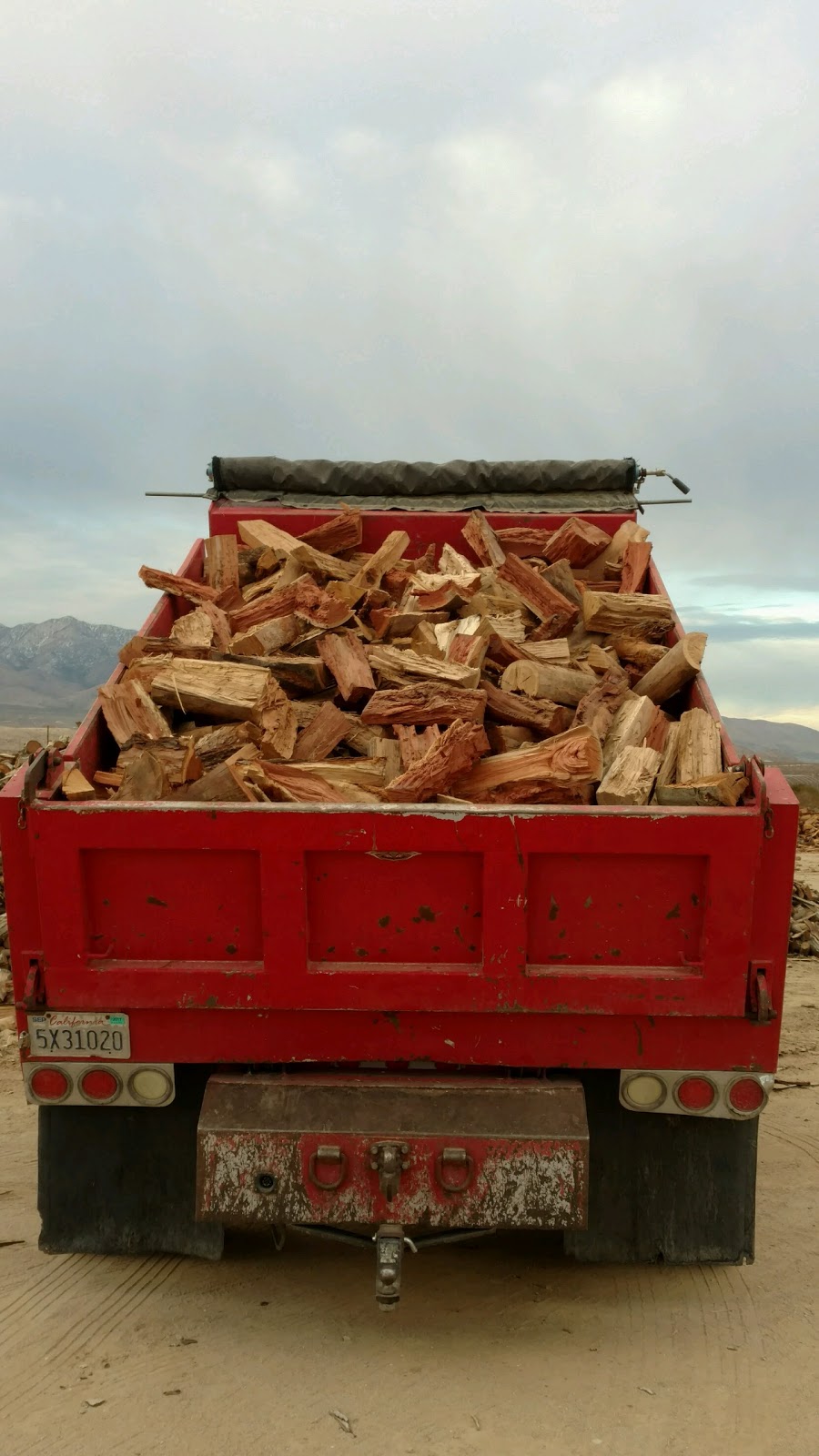 Blue Mountain Firewood | 32862 Old Woman Springs Rd, Lucerne Valley, CA 92356, USA | Phone: (760) 680-6894