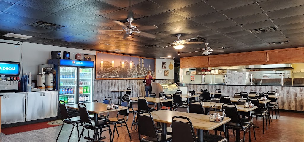 Lushajs Pizza & Pasta | 600 N Industrial Blvd, Euless, TX 76039, USA | Phone: (817) 684-4004