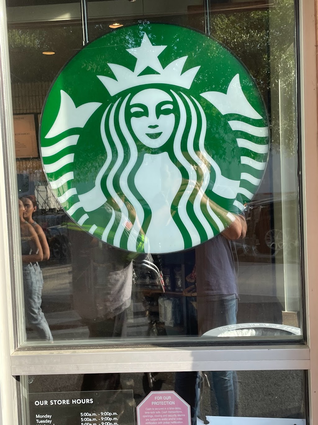 Starbucks | 45020 Aviation Dr, Sterling, VA 20166 | Phone: (703) 972-7183