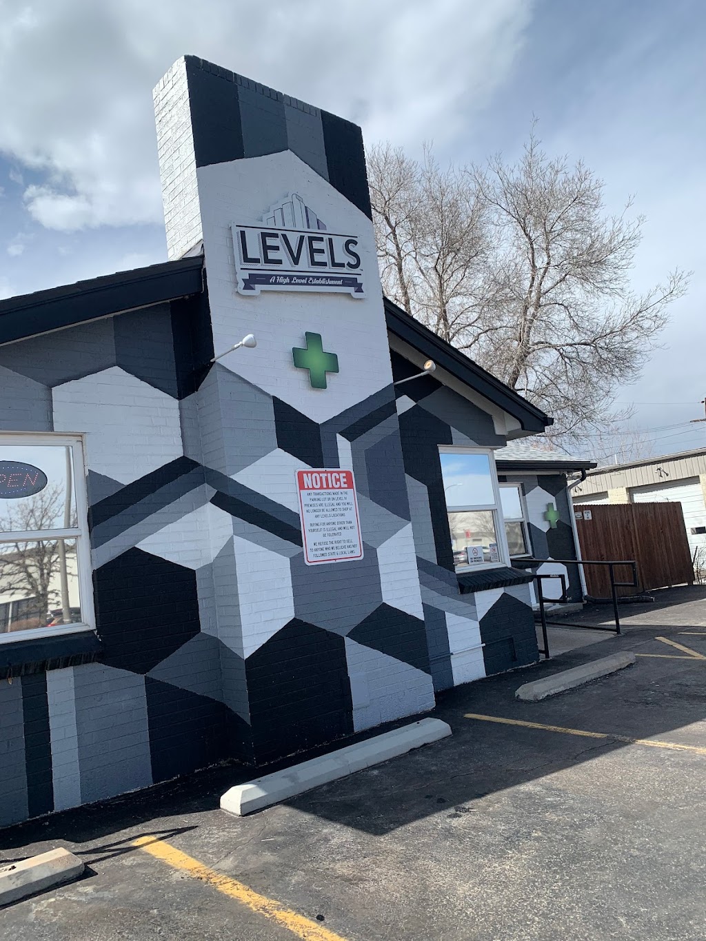 Levels - Wadsworth | 389 Wadsworth Blvd, Lakewood, CO 80226, USA | Phone: (303) 954-9488