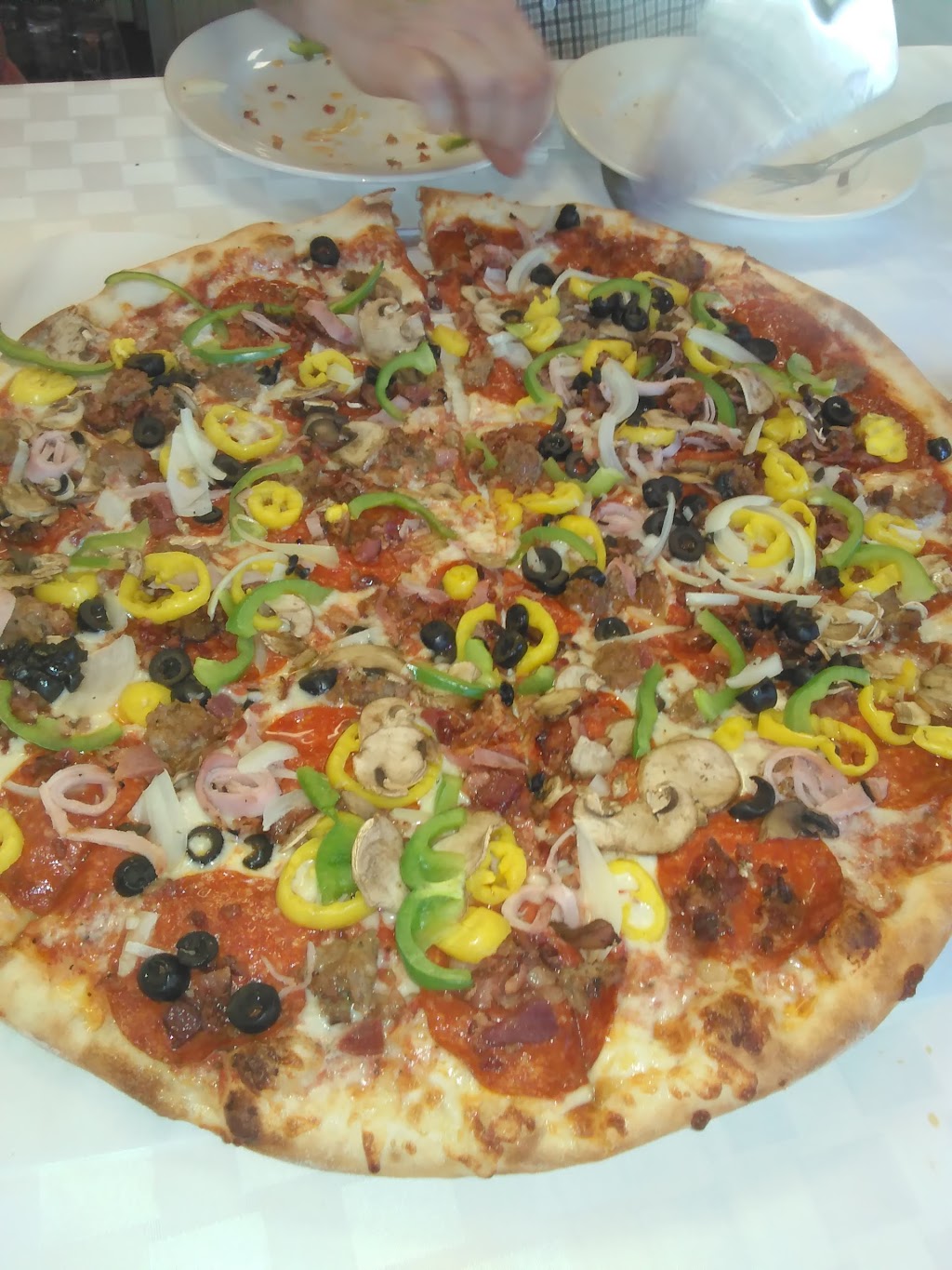 Joe and Mimis Pizzeria | 943 River Rd, Granville, OH 43023, USA | Phone: (740) 587-0046