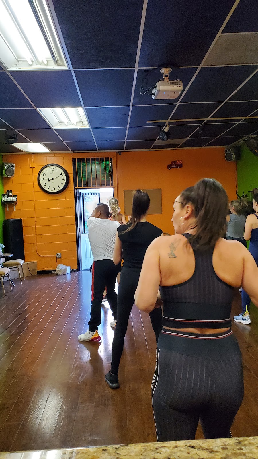 Power Fitness Studio 1 | 8664 Lindley Ave, Northridge, CA 91325, USA | Phone: (818) 792-9427